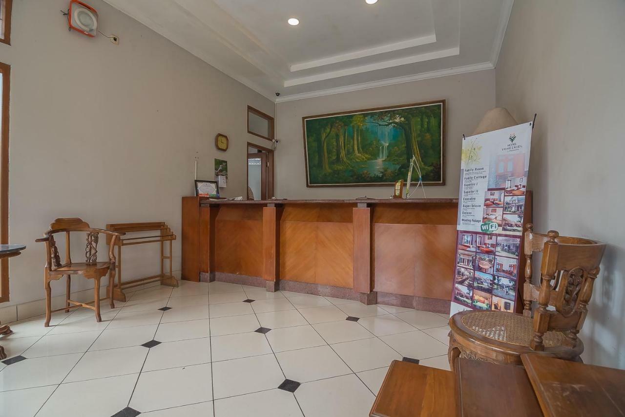 Yehezkiel Hotel Lembang Mitra Reddoorz Εξωτερικό φωτογραφία